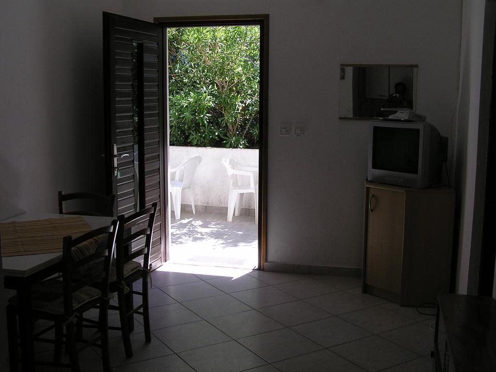 Apartments Sugar Mandre Quarto foto